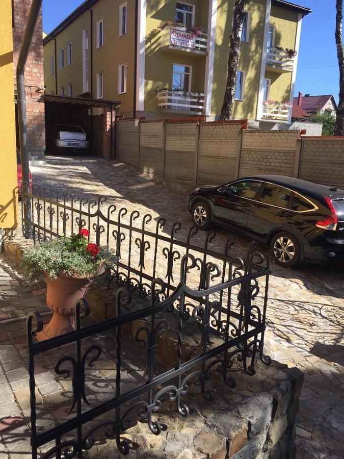 U Zubrytskyh Hotel Truskavets Luaran gambar
