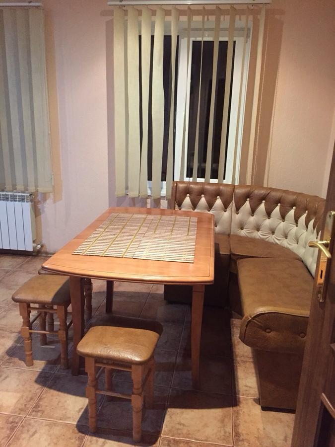 U Zubrytskyh Hotel Truskavets Luaran gambar