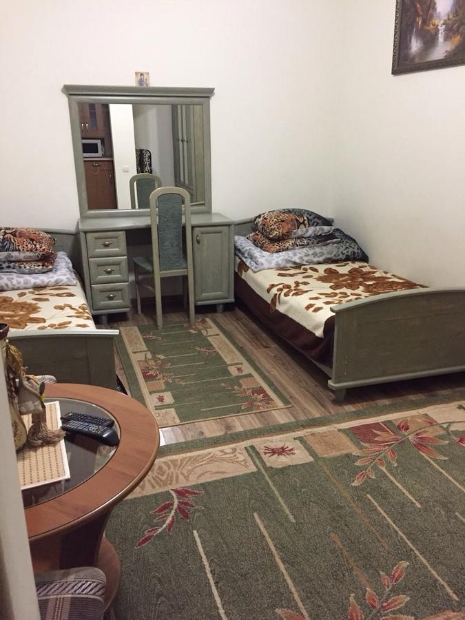 U Zubrytskyh Hotel Truskavets Luaran gambar