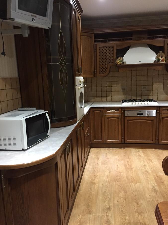 U Zubrytskyh Hotel Truskavets Luaran gambar